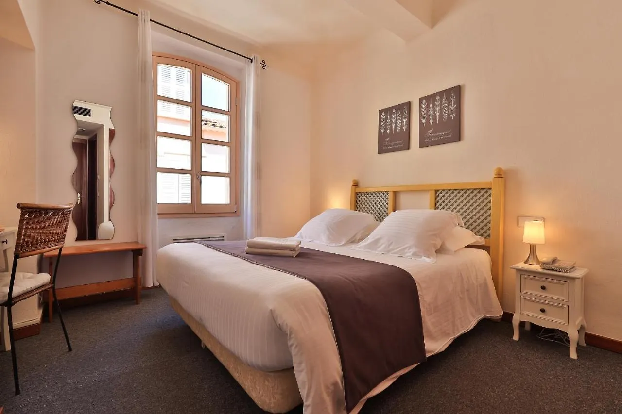 Hotel Playa Saint-Tropez 3*,